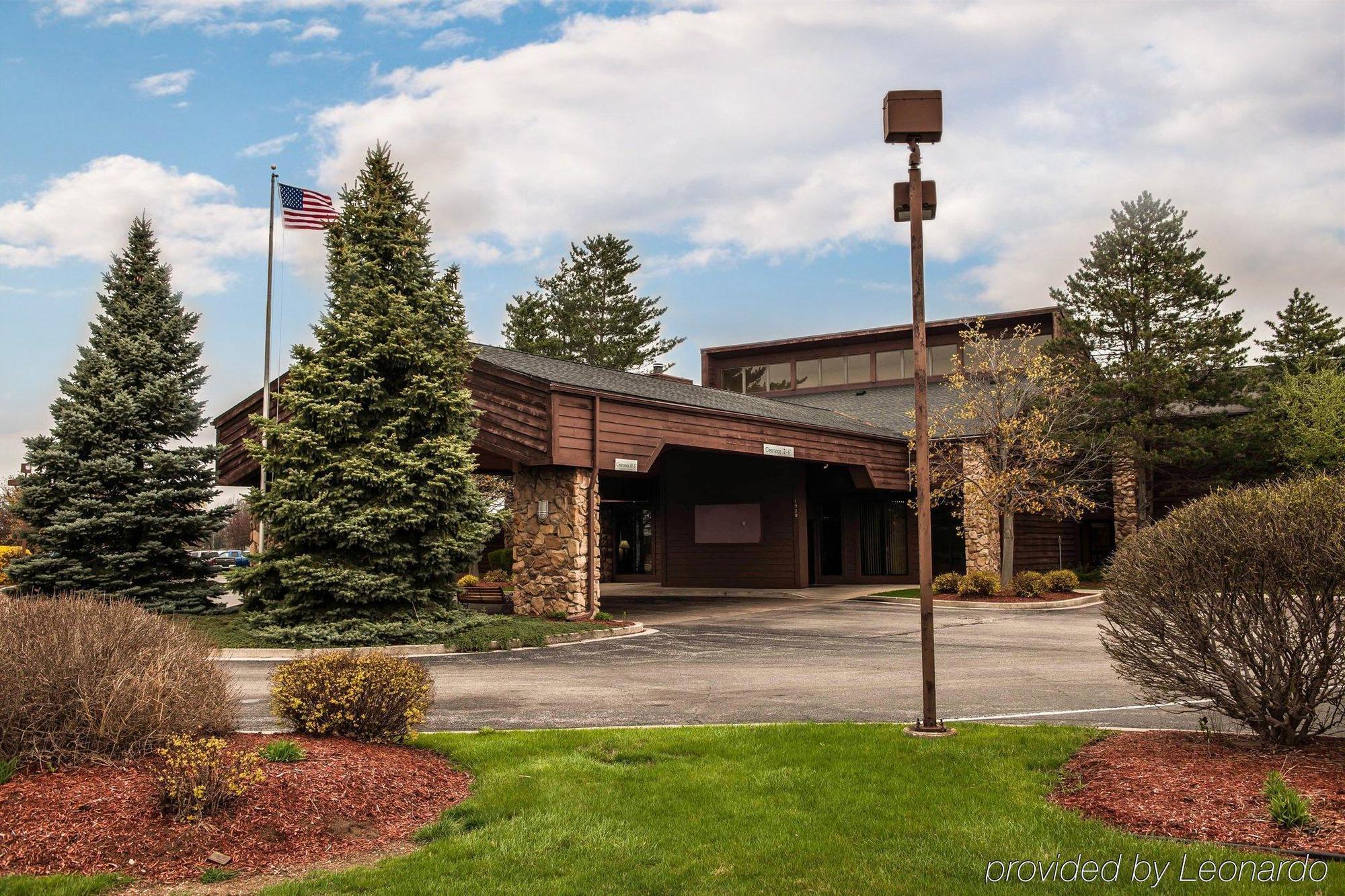Quality Inn & Suites Goshen Exterior photo
